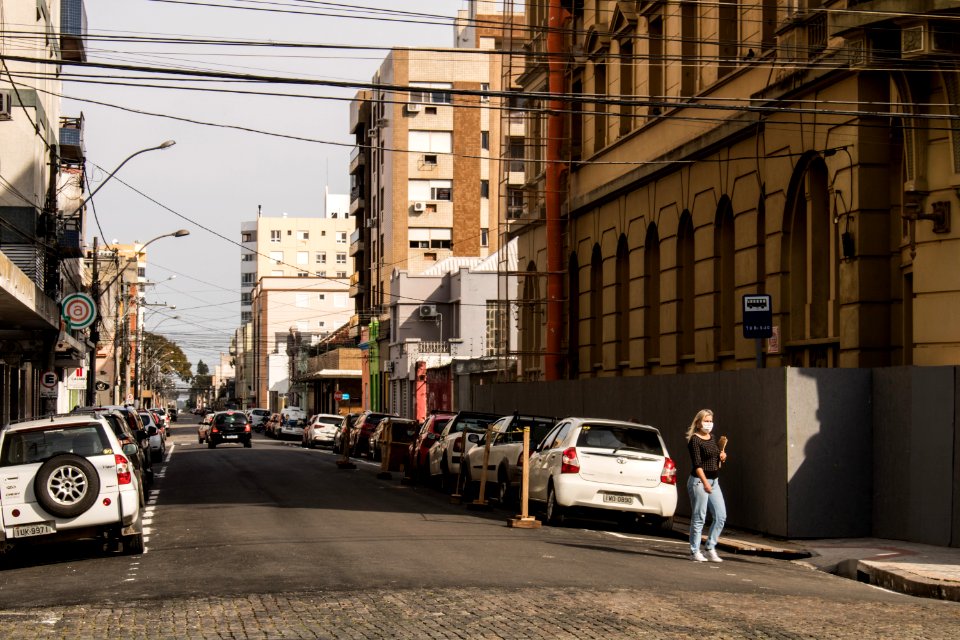 21.07.2020 - Pavimentação da rua Anchieta - Foto Michel Corvello