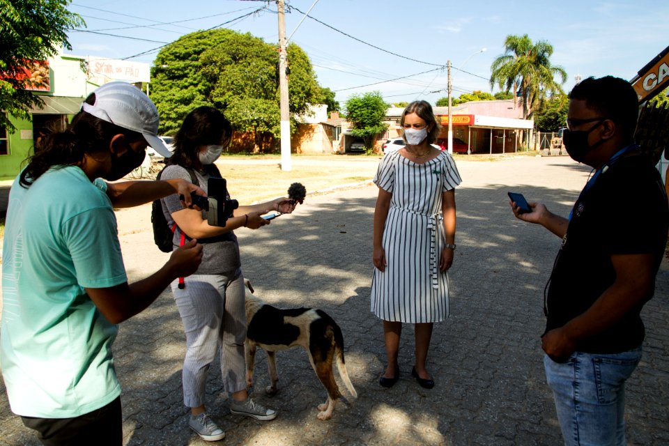 11.01.2021 - Prefeita Paula Mascarenhas e o vice Idemar Barz dão início das ações do projeto Bairro Bem Cuidado, na Praça Aratiba, Balneário dos Prazeres - Foto: Gustavo Vara