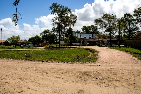 22.01.2021 - Projeto Bairro Bem Cuidado, serviços de limpeza urbana no Balneário dos Prazeres - Foto Michel Corvello