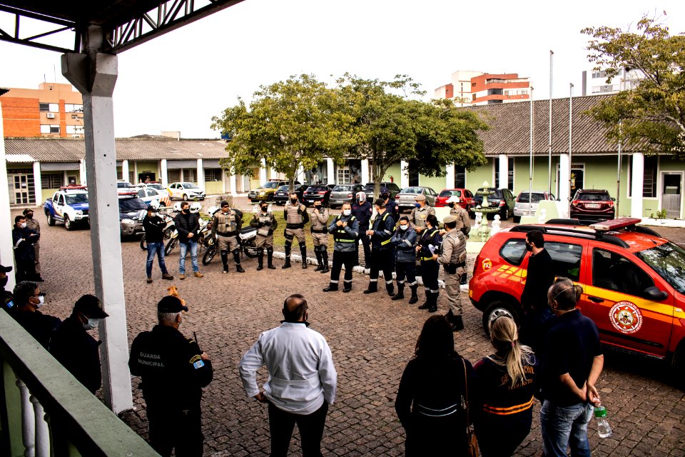 24.05.2020 - Operação integrada das força de segurança no acesso à Praia do Laranjal e Recanto de Portugal - Foto Michel Corvello