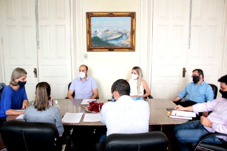 02.12.2020 Prefeita Paula Mascarenhas Reunião com a equipe de gabinete, secretário de Qualidade Ambiental e diretora executiva Foto Rodrigo Chagas