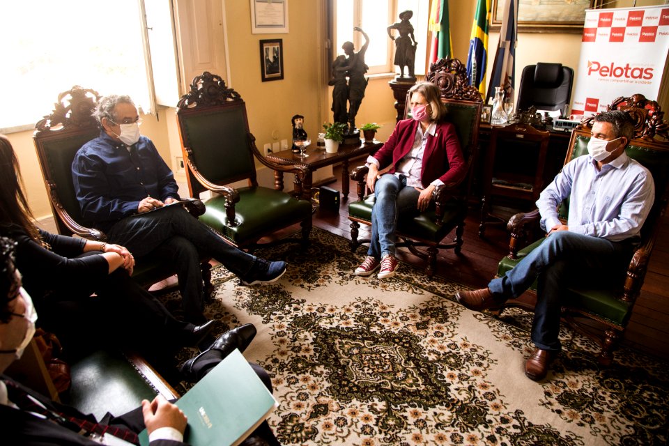 24.04.2020 - Entrega de 1.242 cestas básicas pela Unicred à SAS - Foto: Gustavo Vara