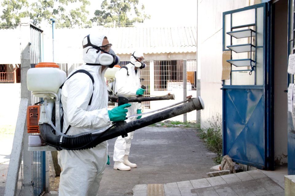 30.03.2020 – Pulverização contra o coronavírus UBS Ósorio – Foto Rodrigo Chagas