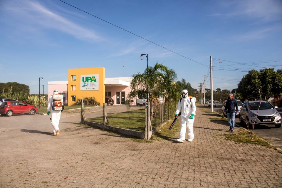26.03.2020 - Ação de pulverização na UPA areal, PS e prédios públicos para prevenir a contaminação por coronavírus - Foto Michel Corvello