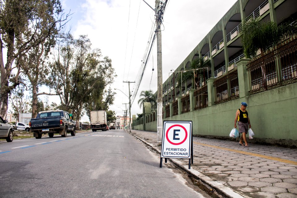 16.03.2020 - Sinalização do corredor de ônibus da Duque de Caxias - Foto Michel Corvello