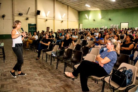04.03.2020 - Prefeita Paula Mascarenhas prestigia a reunião de Gestão sobre o programa Saúde Ativa com servidores das Unidades de saúde das regiões Três Vendas I  II e Fragata - Michel Corvello