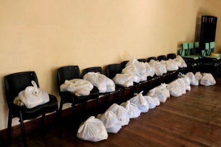 22 04 2020 Doação de alimentos para comunidade LGBT Fotos Paulo Ienczak