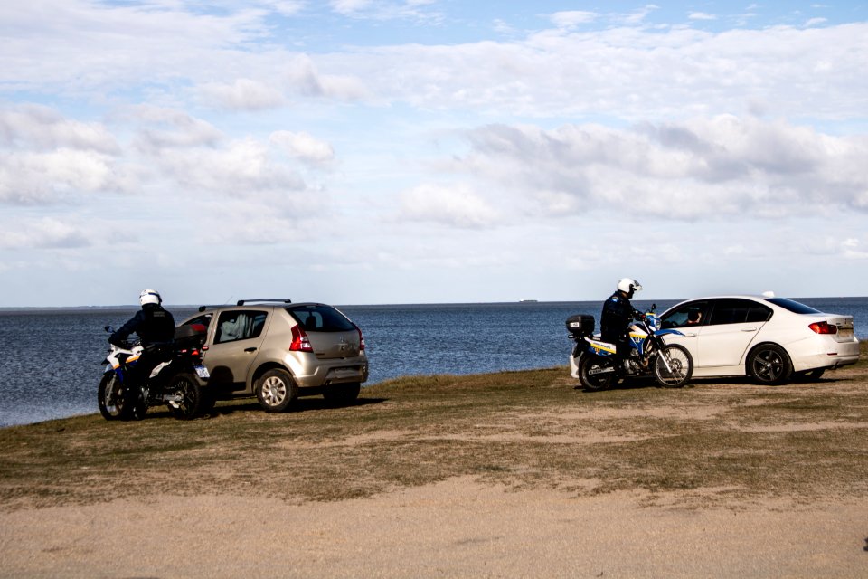 24.05.2020 - Operação integrada das força de segurança no acesso à Praia do Laranjal e Recanto de Portugal - Foto Michel Corvello
