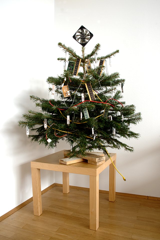 Christmas Tree for Computer Technicians