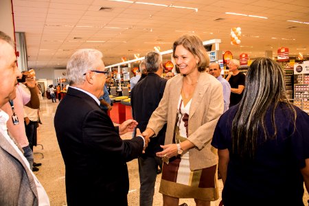05.03.2020 - Prefeita Paula Mascarenhas prestigia a  inauguração da nova unidade do Supermercado Nicolini - Foto Michel Corvello