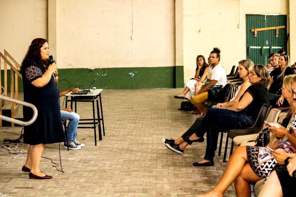 04.03.2020 - Prefeita Paula Mascarenhas prestigia a reunião de Gestão sobre o programa Saúde Ativa com servidores das Unidades de saúde das regiões Três Vendas I  II e Fragata - Michel Corvello