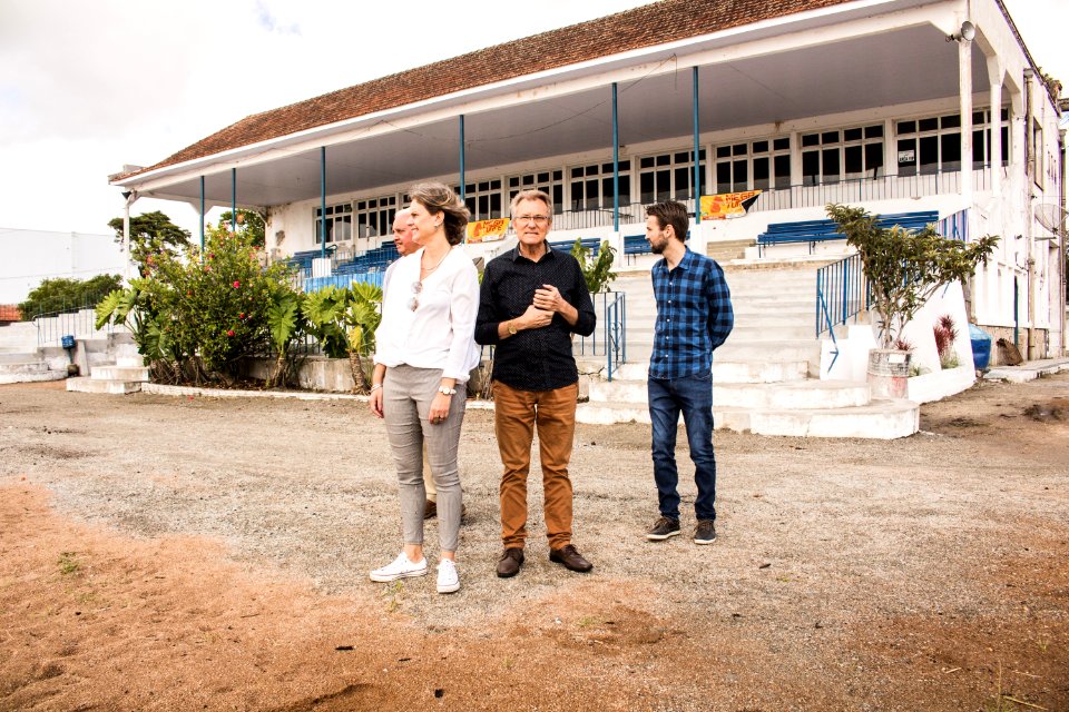 12.02.2020 - Prefeita Paula Mascarenhas e o vice Idemar Barz realizam visita às obras do Jockey Club - Foto Michel Corvello