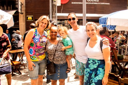 Prefeita Paula Mascarenhas prestigia Carnaval de rua do Bloco Expresso 620 com a Rádio Pelotense - Foto Michel Corvello