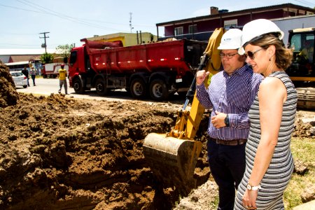 19.12.2019 - Prefeita Paula Mascarenhas visita às obras do Sanep  na Praça do Colono, rua Barão de Azevedo Machado (entre Gonçalves Chaves e JK), avenida Ildefonso em frente a Mario Peiruque  - Foto: Gustavo Vara