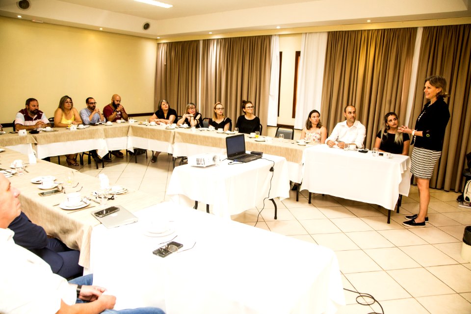 19.12.2019 - Prefeita Paula Mascarenhas participa de café da manhã com chefias da Sarh para prestação de contas de 2019 e planejamento de 2020 - Foto: Gustavo Vara