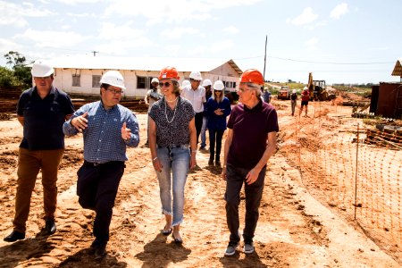 13.02.2020 - Prefeita Paula Mascarenhas e o vice Idemar Barz visitam as obras da ETE Novo Mundo  - Foto: Gustavo Vara