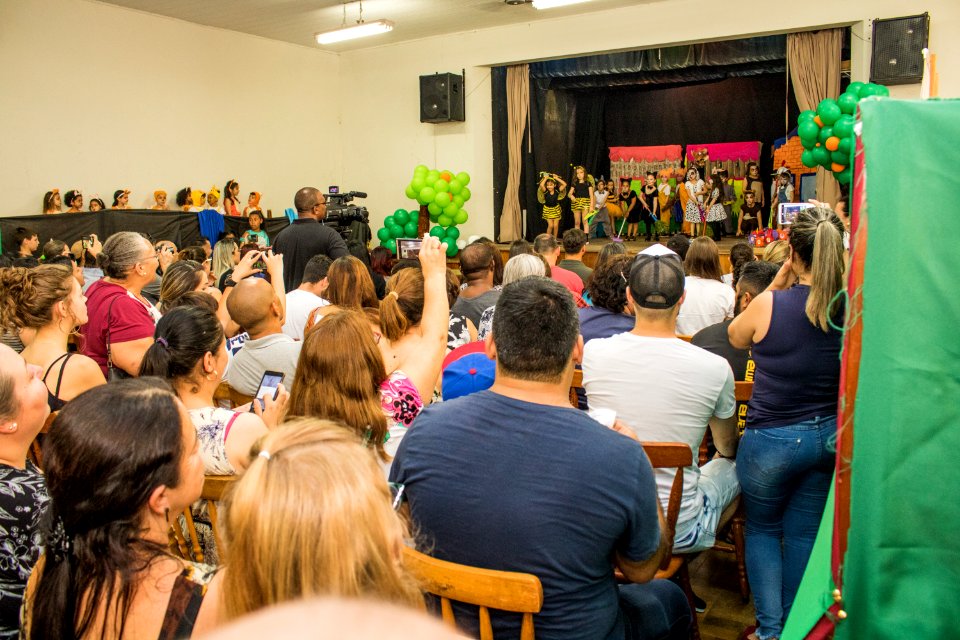04.12.2019 - Espetáculo musical de final de ano dos alunos da Emei Ruth Blank - Foto Michel Corvello