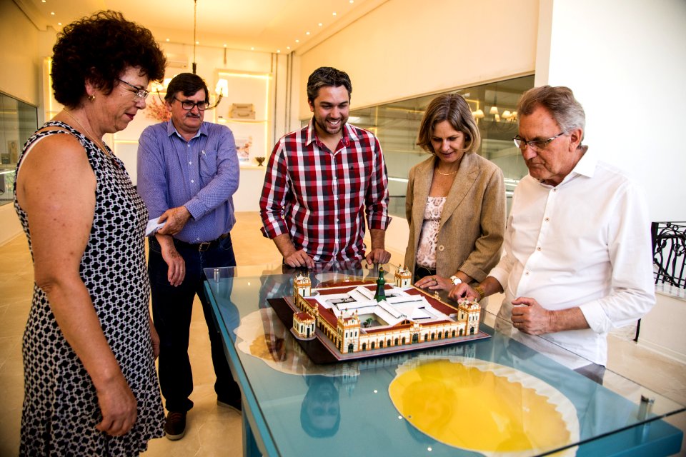 07.01.2020 - Prefeita Paula Mascarenhas visita a fábrica de doces Imperatriz - Foto: Gustavo Vara