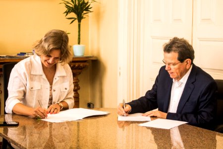 31.01.2020 - Prefeita Paula Mascarenhas realiza assinatura de convênio da Prefeitura com o Sesc - Foto Michel Corvello
