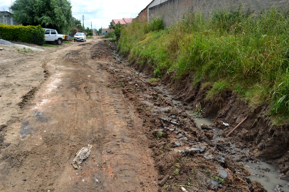 22.01.2020 - Limpeza de valeta nas Três Vendas - Foto Janine Tomberg
