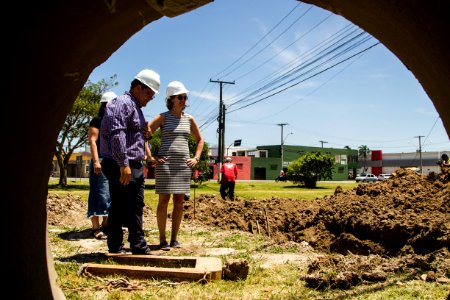 19.12.2019 - Prefeita Paula Mascarenhas visita às obras do Sanep  na Praça do Colono, rua Barão de Azevedo Machado (entre Gonçalves Chaves e JK), avenida Ildefonso em frente a Mario Peiruque  - Foto: Gustavo Vara
