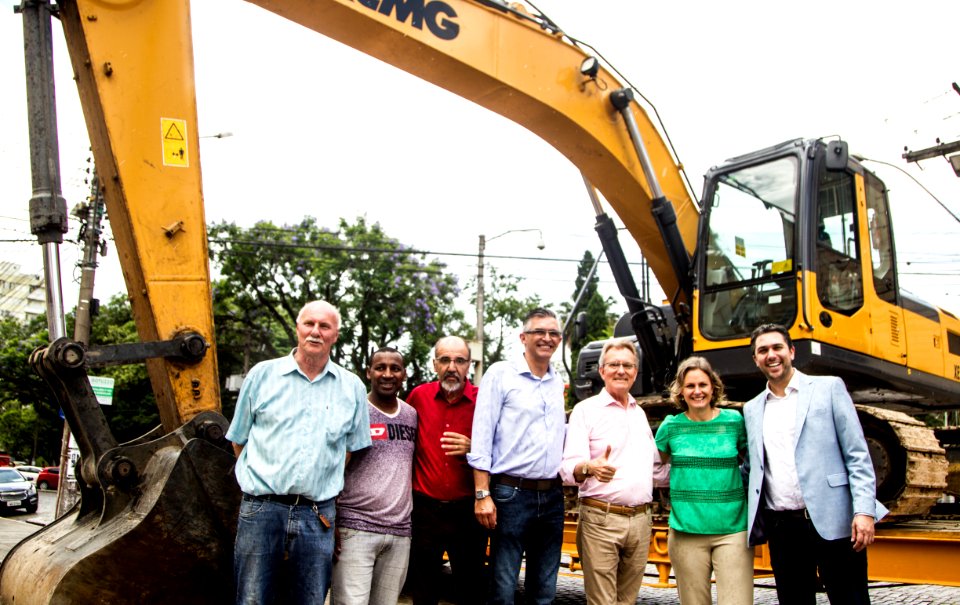 20.12.2019 - Prefeita Paula Mascarenhas e o vice idemar Barz realizam a entrega de veículos adquiridos com recursos do Finisa para as Administrações Regionais da SSUI - Foto: Gustavo Vara