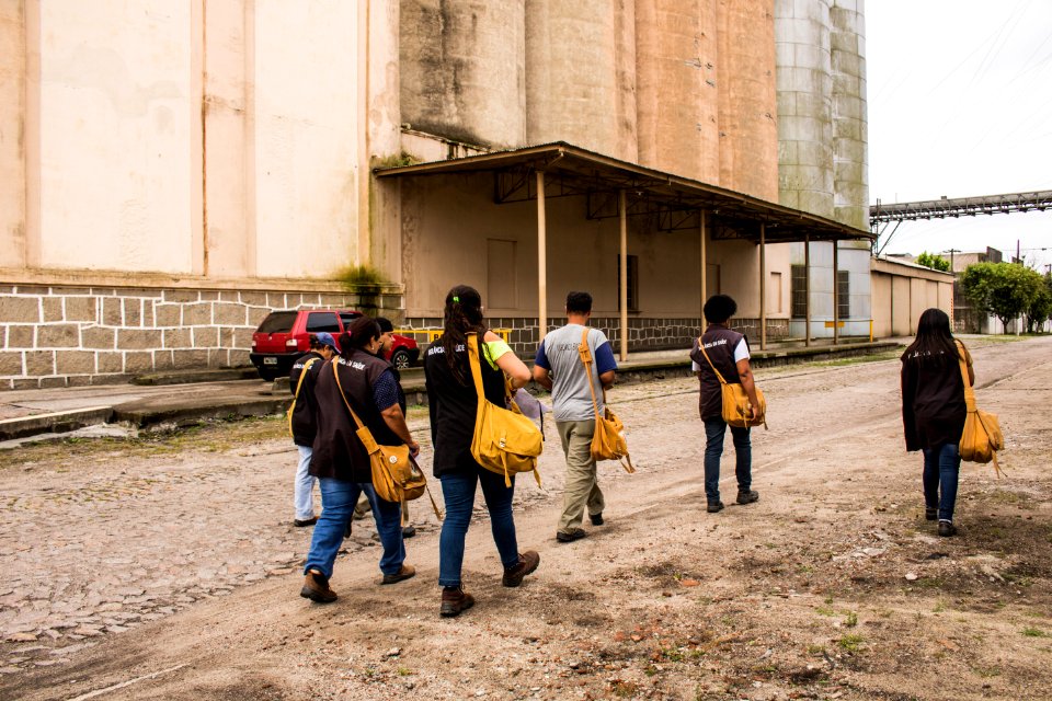22.11.2019 - Ação educativa de combate ao mosquito Aedes - Foto Michel Corvello