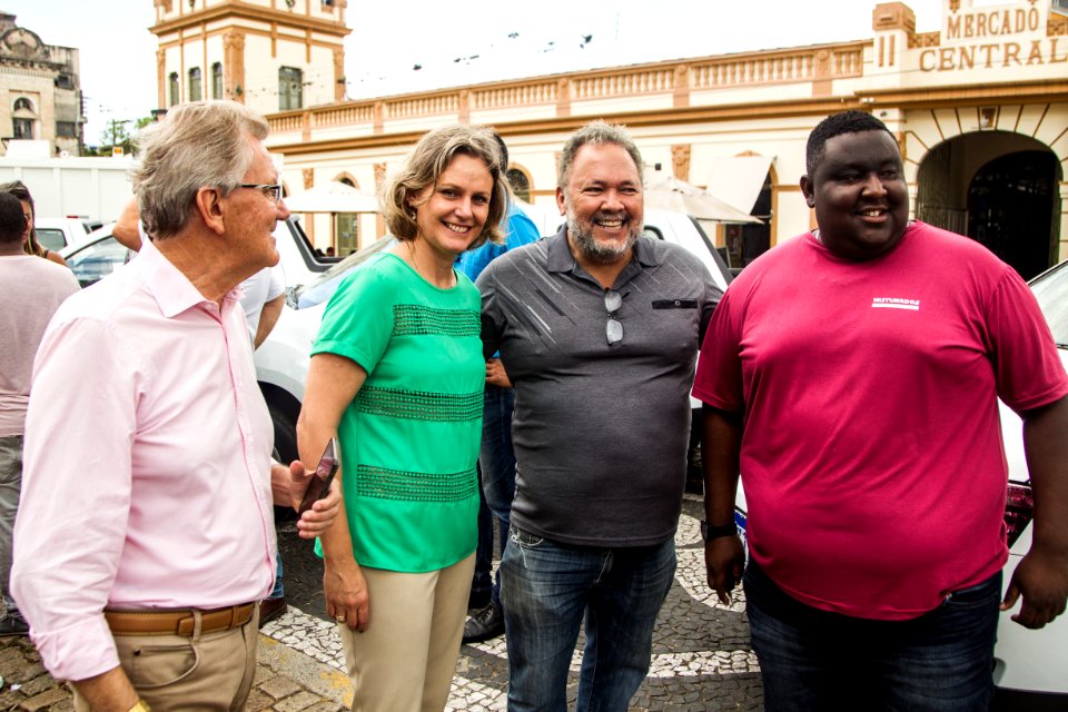 20.12.2019 - Prefeita Paula Mascarenhas e o vice idemar Barz realizam a entrega de veículos adquiridos com recursos do Finisa para as Administrações Regionais da SSUI - Foto: Gustavo Vara