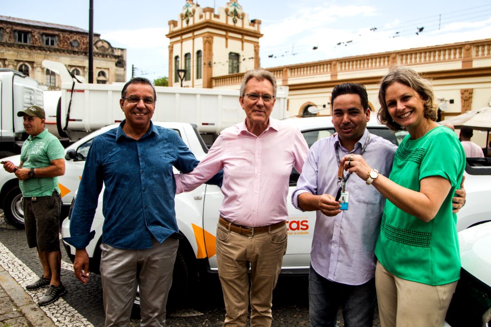 20.12.2019 - Prefeita Paula Mascarenhas e o vice idemar Barz realizam a entrega de veículos adquiridos com recursos do Finisa para as Administrações Regionais da SSUI - Foto: Gustavo Vara