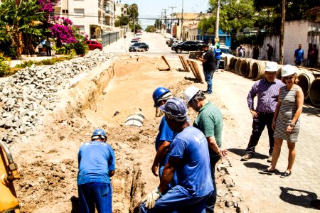 19.12.2019 - Prefeita Paula Mascarenhas visita às obras do Sanep  na Praça do Colono, rua Barão de Azevedo Machado (entre Gonçalves Chaves e JK), avenida Ildefonso em frente a Mario Peiruque  - Foto: Gustavo Vara