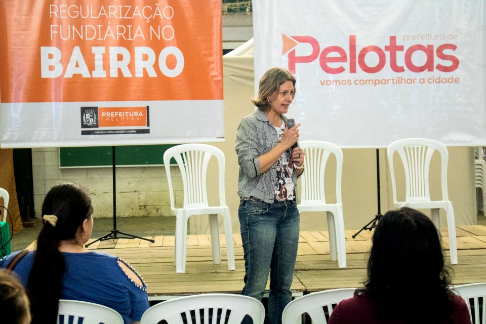 14.12.2019 - Prefeita Paula Mascarenhas participa da entrega da regularização fundiária para 1354 famílias do Pestano - Foto Michel Corvello
