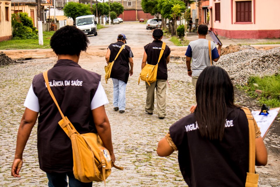 22.11.2019 - Ação educativa de combate ao mosquito Aedes - Foto Michel Corvello