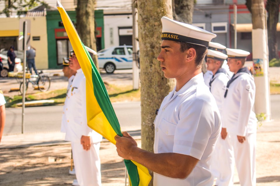 12.12.2019 - Vice-prefeito Idemar Barz participa da reinauguração do busto do patrono da Marinha do Brasil - Foto Michel Corvello