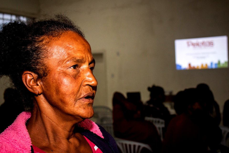 11.02.2020 - Prefeita Paula Mascarenhas realiza reunião com moradores do Loteamento Anglo - Foto Michel Corvello