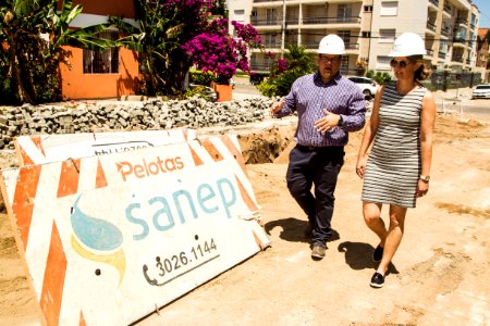 19.12.2019 - Prefeita Paula Mascarenhas visita às obras do Sanep  na Praça do Colono, rua Barão de Azevedo Machado (entre Gonçalves Chaves e JK), avenida Ildefonso em frente a Mario Peiruque  - Foto: Gustavo Vara