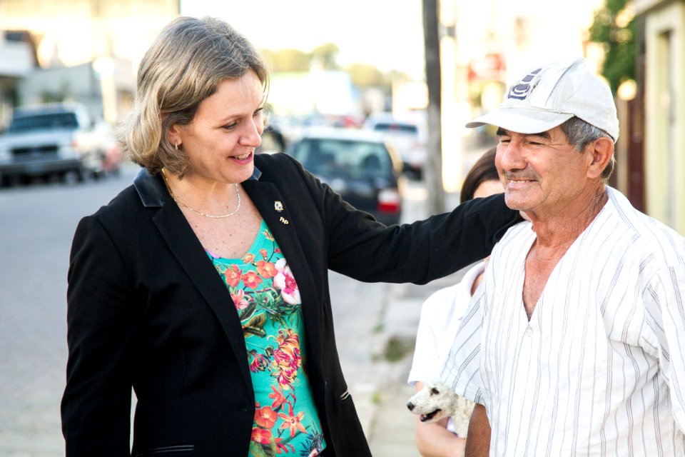 07.11.2019 - Caminhada de entrega da rua Frederico Bastos, no Fragata, requalificada pela SMOP - Foto: Gustavo Vara