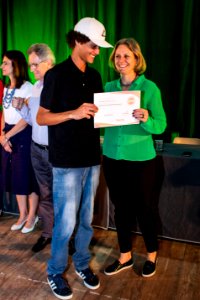 29.11.2019 - Prefeita Paula Mascarenhas e o vice Idemar Barz prestigiam a formatura dos cursos do projeto de Geração de Emprego e Renda da SHRF - Foto Michel Corvello