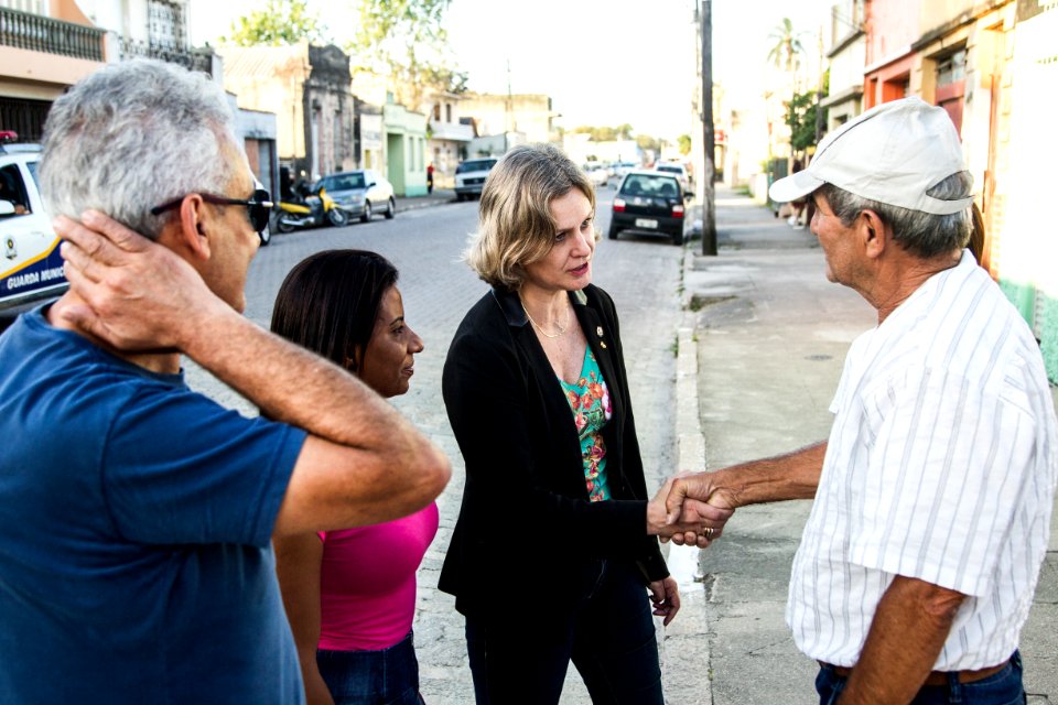 07.11.2019 - Caminhada de entrega da rua Frederico Bastos, no Fragata, requalificada pela SMOP - Foto: Gustavo Vara