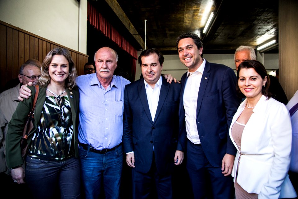 18.10.2019 - Prefeita Paula Mascarenhas participa da palestra do presidente da Câmara dos Deputados, Rodrigo Maia, promovida pelo deputado federal Daniel Trzeciak - Foto: Gustavo Vara