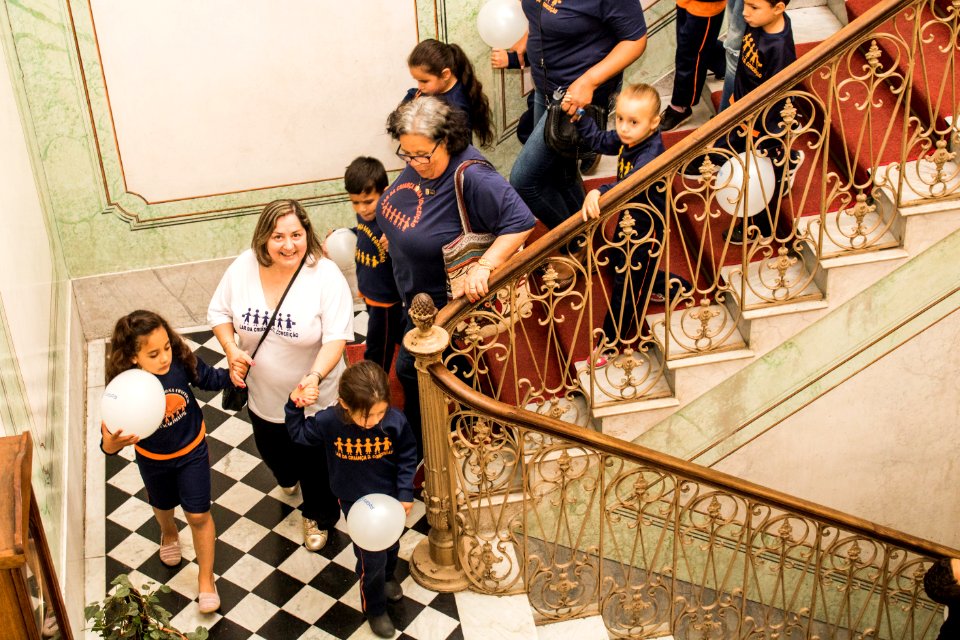 22.10.2019 - Vice-prefeito Idemar Barz recebe visita das crianças da Escola Lar de Jesus - Foto Michel Corvello