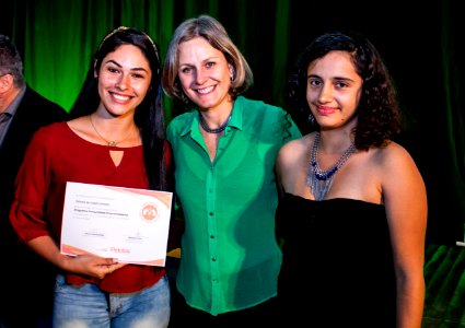 29.11.2019 - Prefeita Paula Mascarenhas e o vice Idemar Barz prestigiam a formatura dos cursos do projeto de Geração de Emprego e Renda da SHRF - Foto Michel Corvello