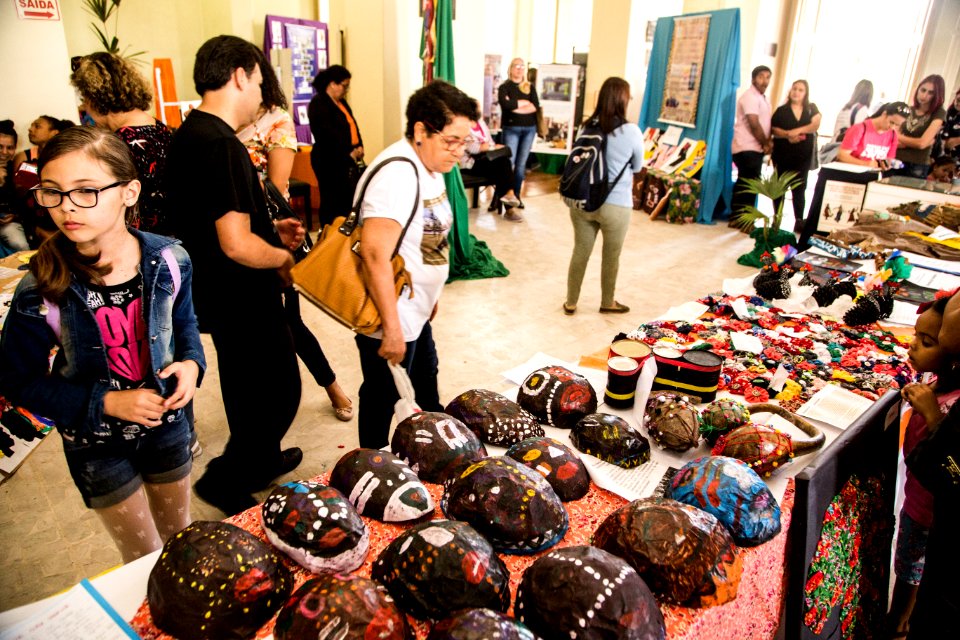 11.11.2019 - Prefeita Paula Mascarenhas participa da abertura da Mostra de Trabalhos Escolares sobre Cultura Afro-indígena - Foto: Gustavo Vara