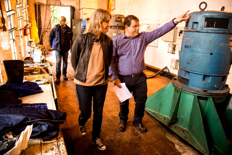 04.10.2019 - Prefeita Paula Mascarenhas vistoria sistema de drenagem na Casa de Bomba Anglo e obra na rua Gomes Carneiro - Foto: Gustavo Vara