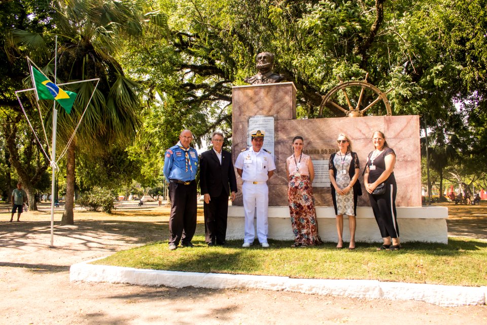 12.12.2019 - Vice-prefeito Idemar Barz participa da reinauguração do busto do patrono da Marinha do Brasil - Foto Michel Corvello