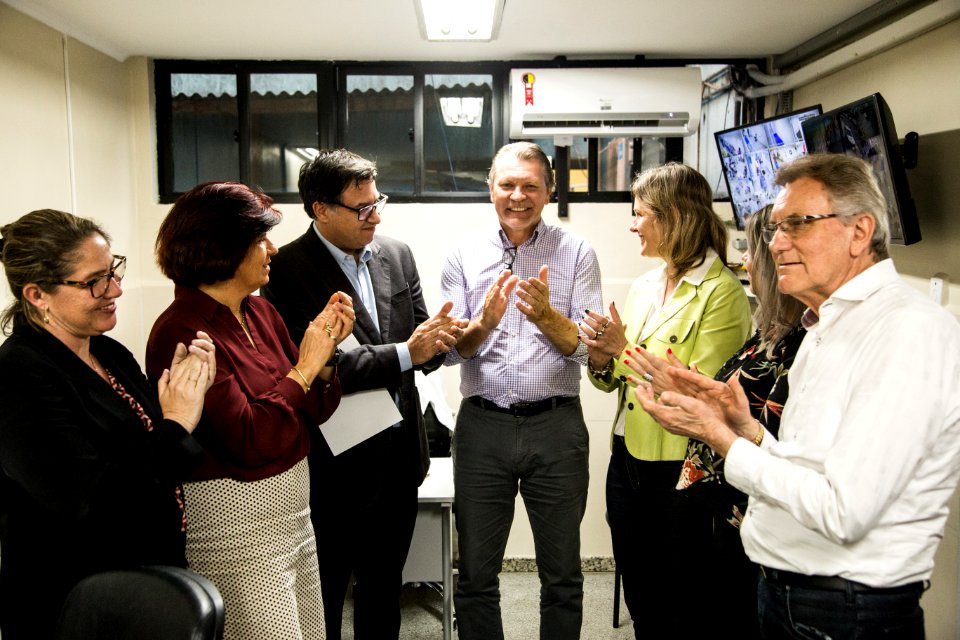 10.10.2019 - Prefeita Paula Mascarenhas acompanha entrega de emenda do deputado Afonso Hamm para o Pronto Socorro - Foto: Gustavo Vara