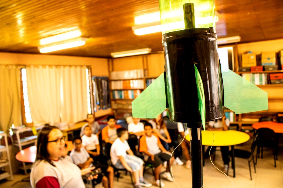 11.10.2019 - Apresentação dos alunos sobre a Olimpíada de Astronomia e Mostra Brasileira de Foguetes - Foto Michel Corvello
