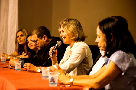 04.12.2019 - Coletiva de imprensa sobre prédio utilizado pelo Sanep, com a prefeita Paula Mascarenhas e o reitor Pedro Hallal - Foto: Gustavo Vara