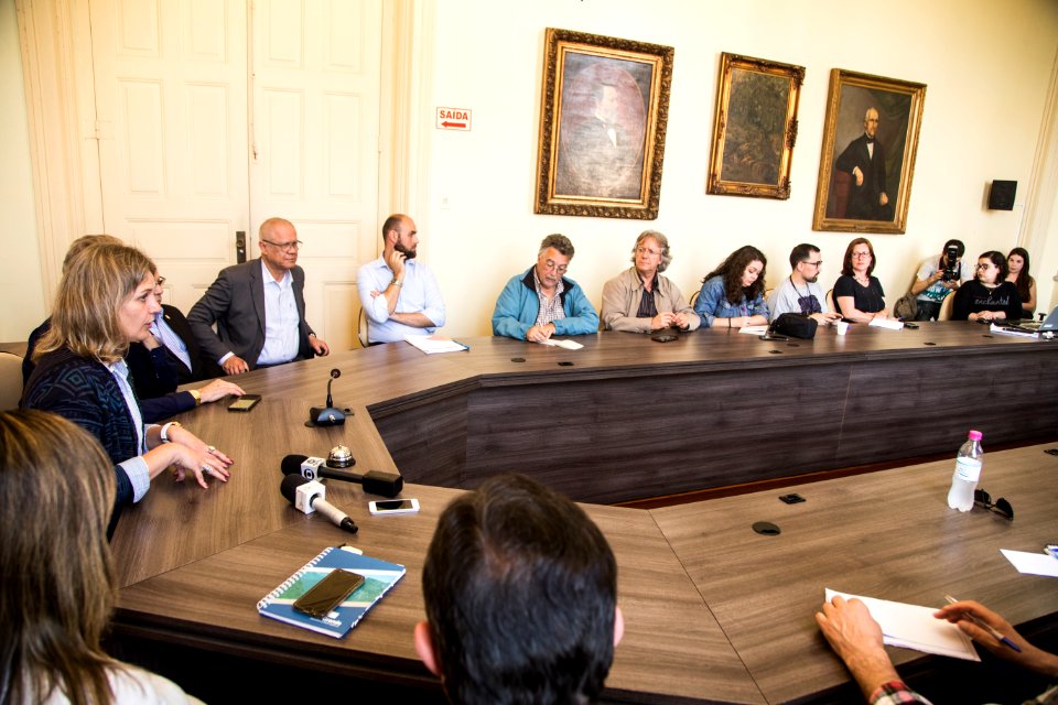 30.09.2019 - Prefeita Paula Mascarenhas durante coletiva de imprensa para apresentar dados da situação financeira do município - Foto: Gustavo Vara