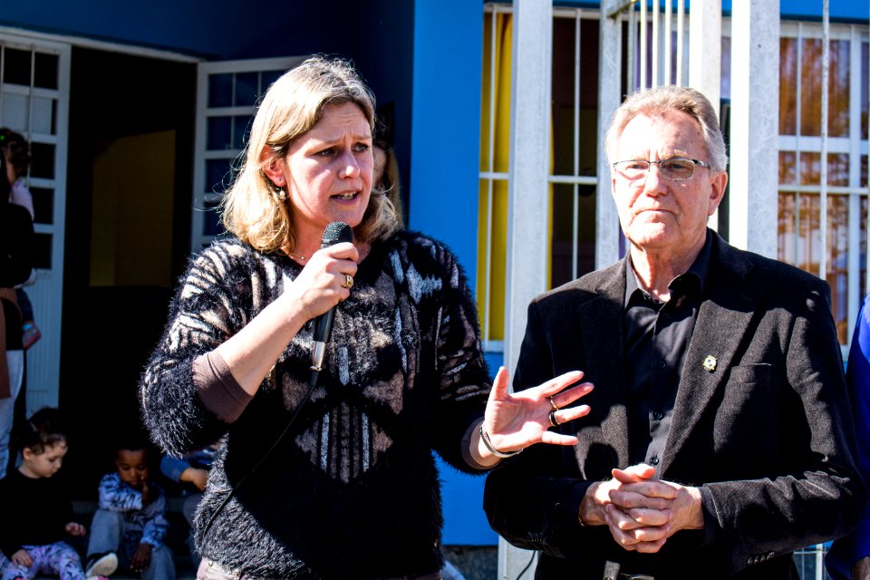 25.09.2019 - Prefeita Paula Mascarenhas realiza assinatura do contrato para iluminação de LED da avenida Adolfo Fetter no Barro Duro - Foto Michel Corvello