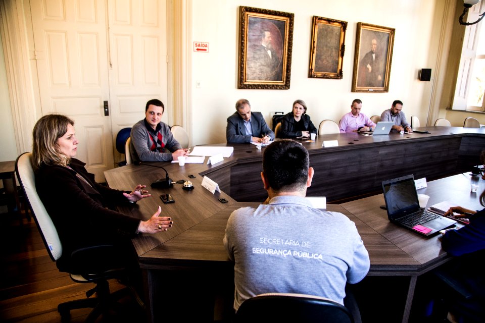 24.09.2019 - Prefeita Paula Mascarenhas em reunião de início da frente do Sistema Sispaz, dentro do Pacto Pelotas pela Paz  - Foto: Gustavo Vara